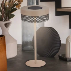 Akku-Tischleuchte Booha, beige, Metall, IP44, dimmbar