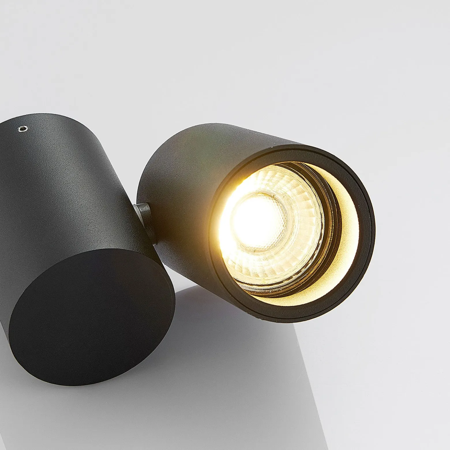 Arcchio Deckenlampe Gesina, 1-flg., schwarz, Alu, 11,6 cm