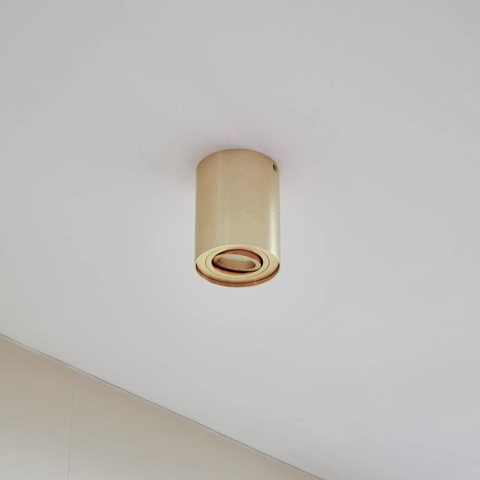 Arcchio Deckenspot Jolina, rund, gold, 13 cm, Metall