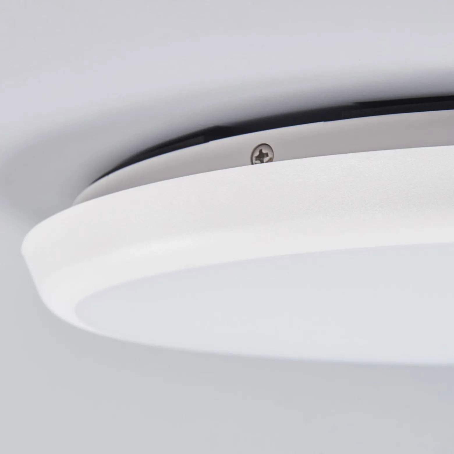 Arcchio LED-Deckenleuchte Augustin, Ø 30 cm, CCT, weiß, IP54