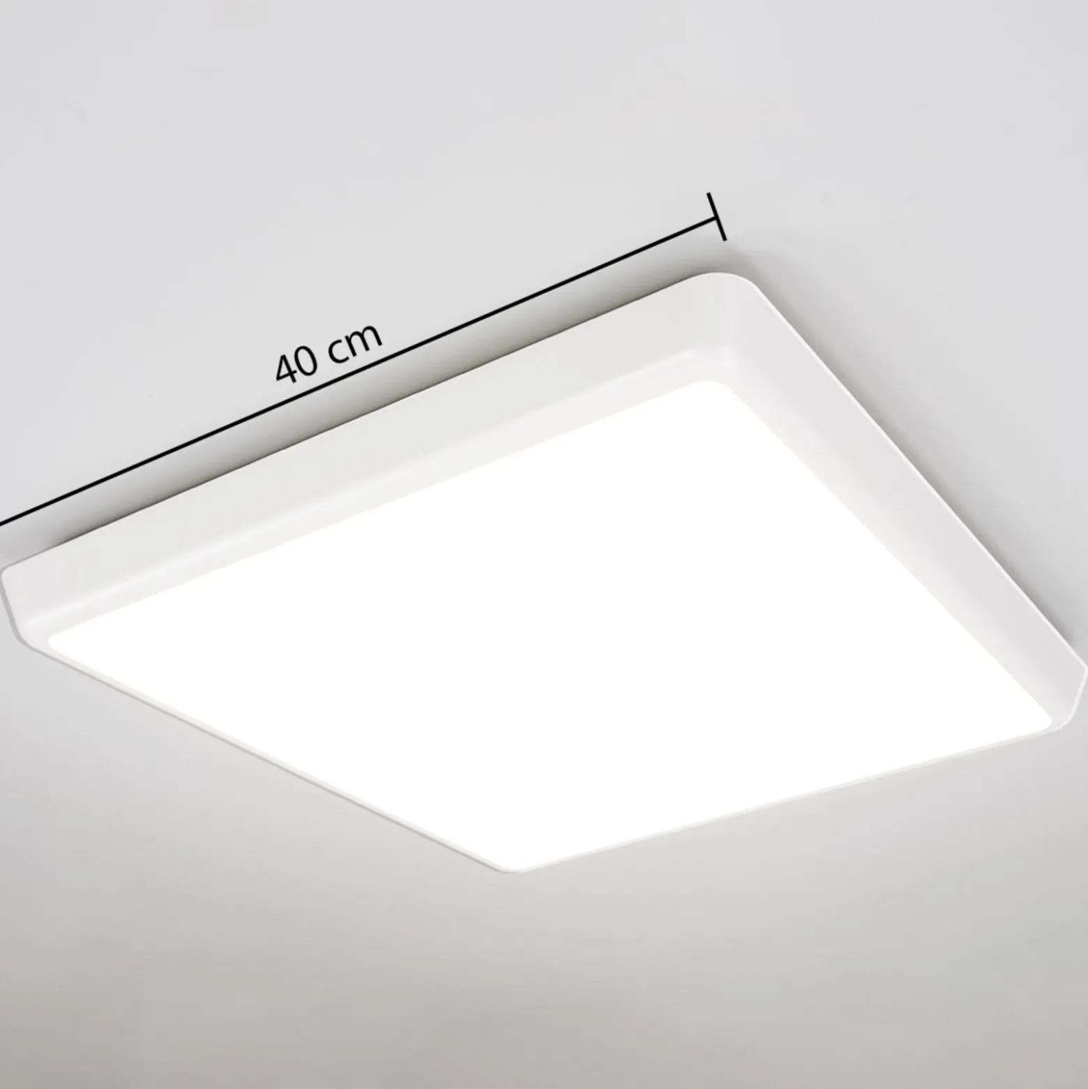 Arcchio LED-Deckenleuchte Augustin, 40 x 40 cm, weiß, IP54