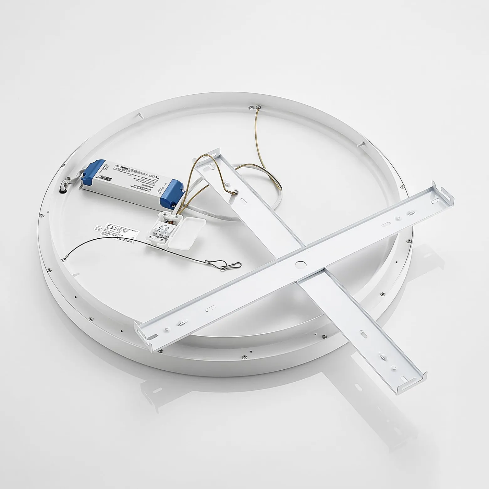 Arcchio LED-Deckenleuchte Vivy, Ø 58 cm, weiß, Metall