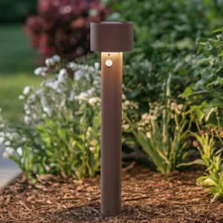 Arcchio LED-Wegeleuchte Milten, 65 cm, Rost, IP65, Sensor
