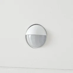 Arcchio LED-Wegeleuchte Yolena, Sensor, 100 cm, weiß, IP54