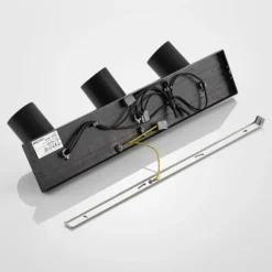 Arcchio Strahler Brinja, schwarz, eckig, Ø 6cm, 3-flg., GU10