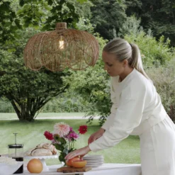 Außenhängeleuchte Belle, Rattan natur, Ø 53 cm, Stecker IP44