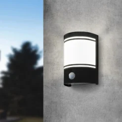 Außenwandlampe Cerno mit Bewegungsmelder, schwarz