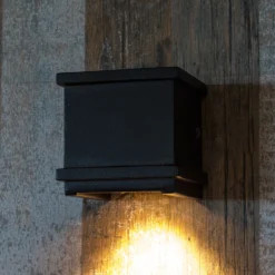 Außenwandleuchte Borgo aus Aluminium, schwarz