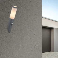 Außenwandleuchte Boston, mit Sensor