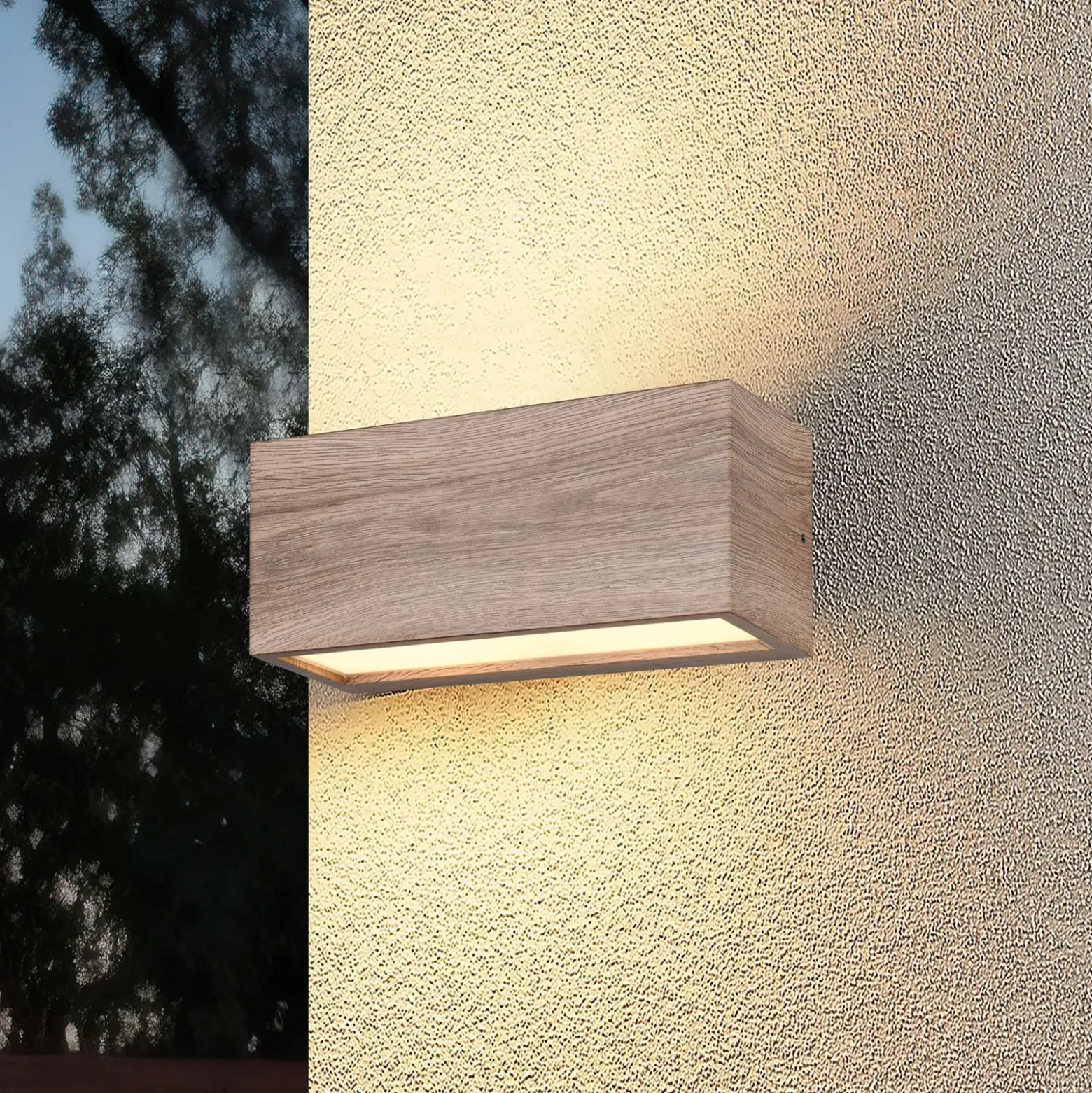 Außenwandleuchte Mayenne, holzfarben, Up- & Downlight, eckig