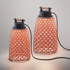 Bover Nans M/41 LED-Tischleuchte für außen, rot