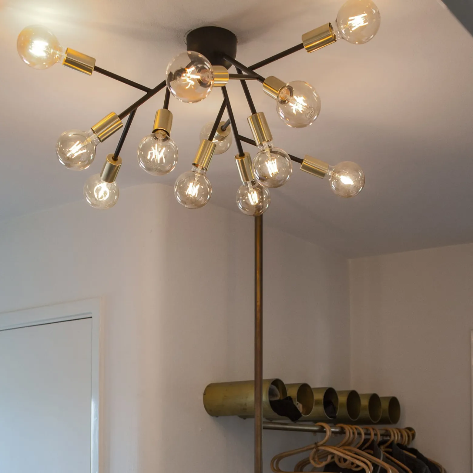 By Rydéns Heroes Deckenlampe schwarz/messing 12fl