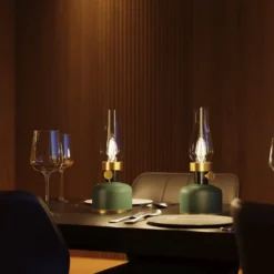 Calex LED-Akku-Tischleuchte Lavinio, grün, Dimmer