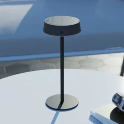 Calex LED-Solar-Akku-Tischleuchte Parma, dimmbar, schwarz