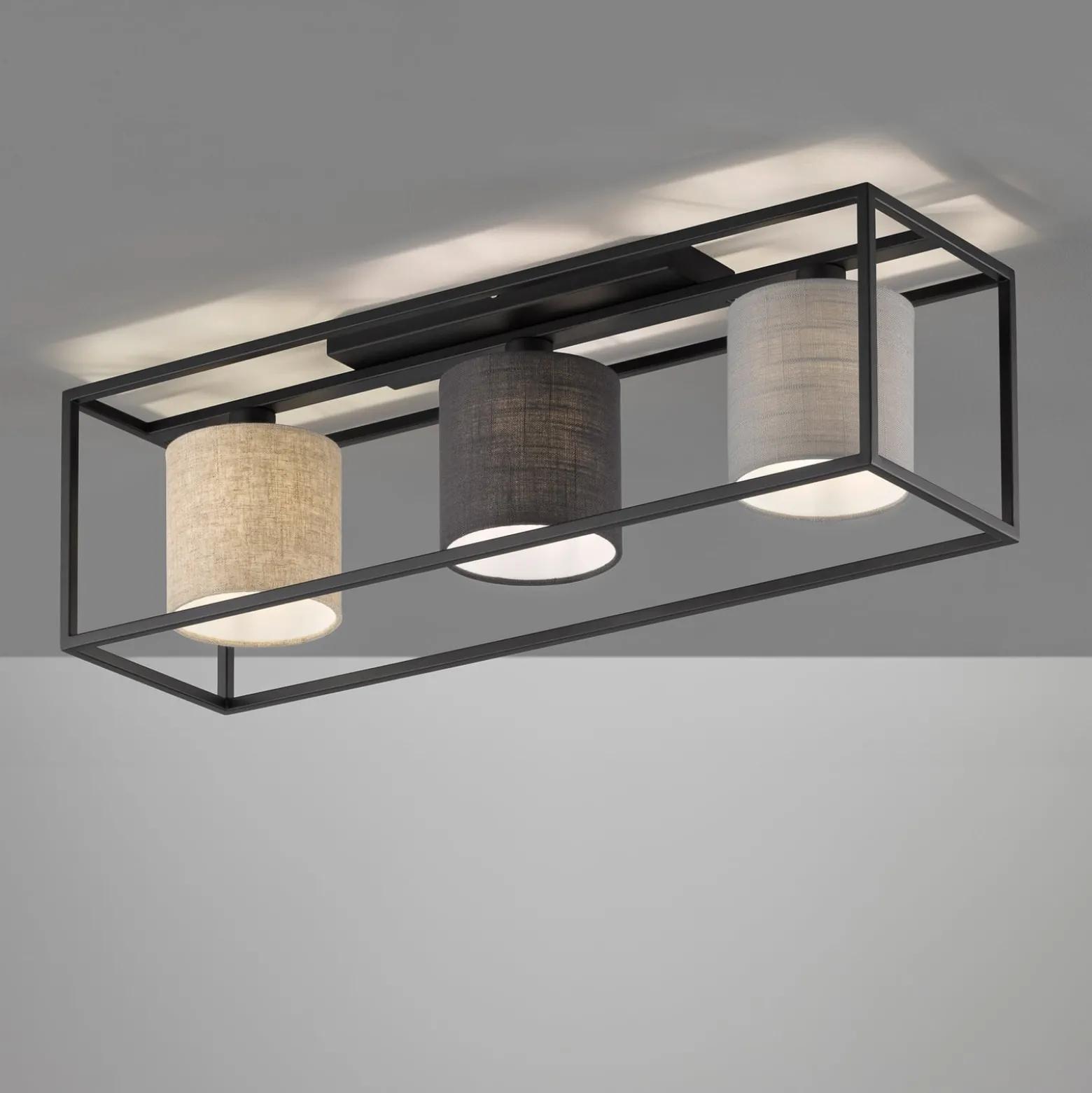 Deckenlampe Isko mit drei Stoffschirmen