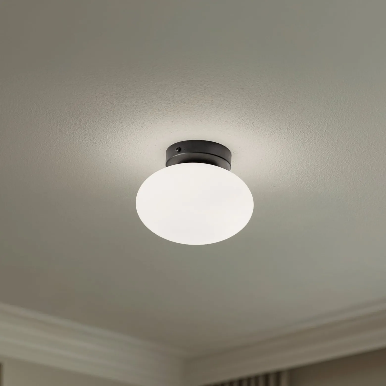 Deckenlampe Ufo, schwarz/weiß, Ø 18 cm, Glas, G9