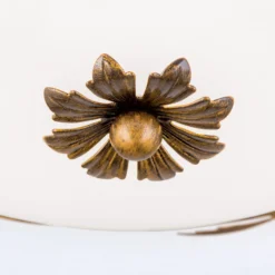 Deckenleuchte Fleur, gold antik, Ø 50cm