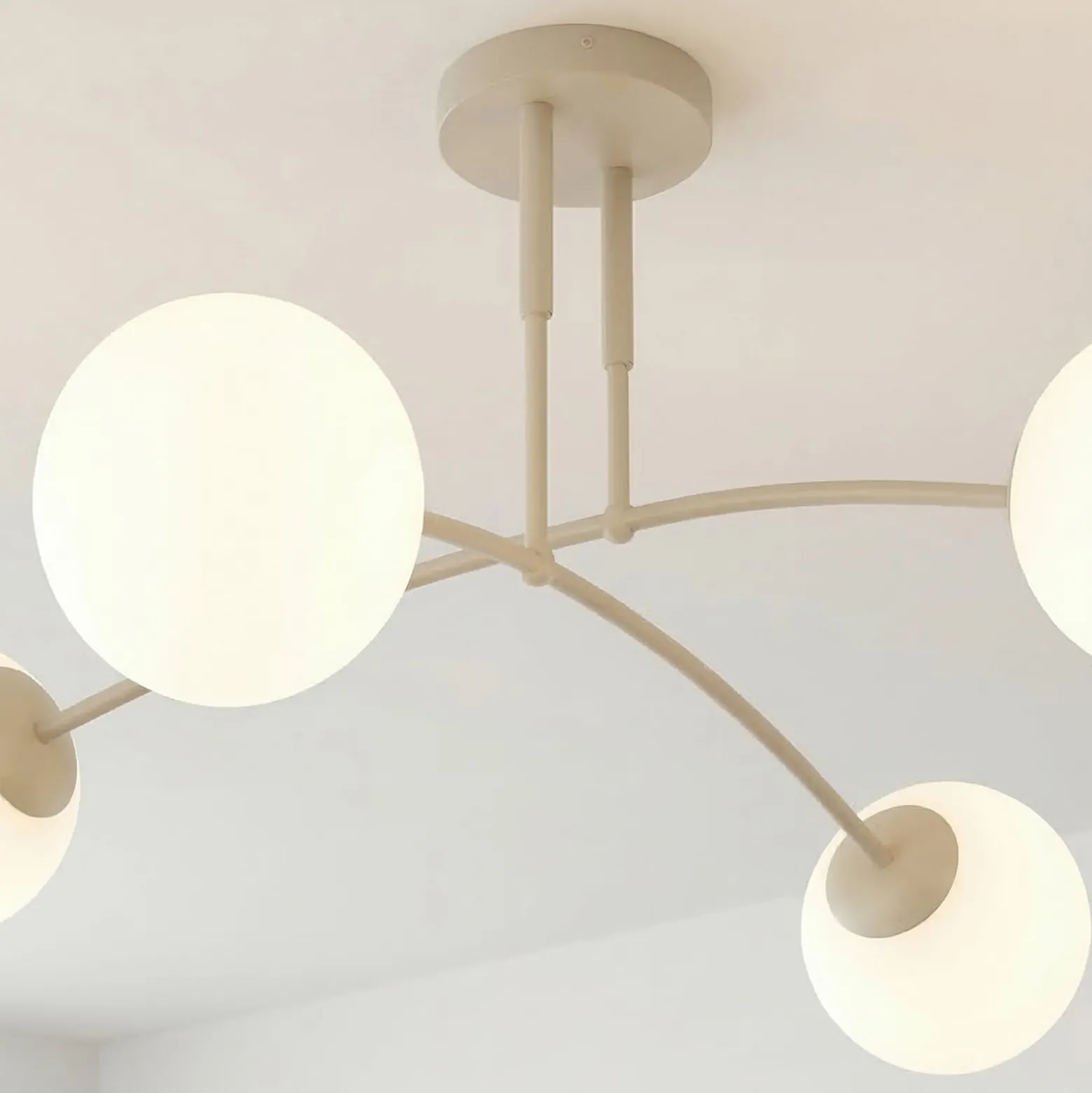 Deckenleuchte Pregos, beige, Ø 60 cm, 4-flg., Metall/Glas