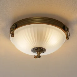 Deckenleuchte Rocca in klassischem Design 31cm
