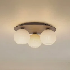 Deckenleuchte Virlo, 3-flammig, Opalglas, Holz, Ø 42 cm