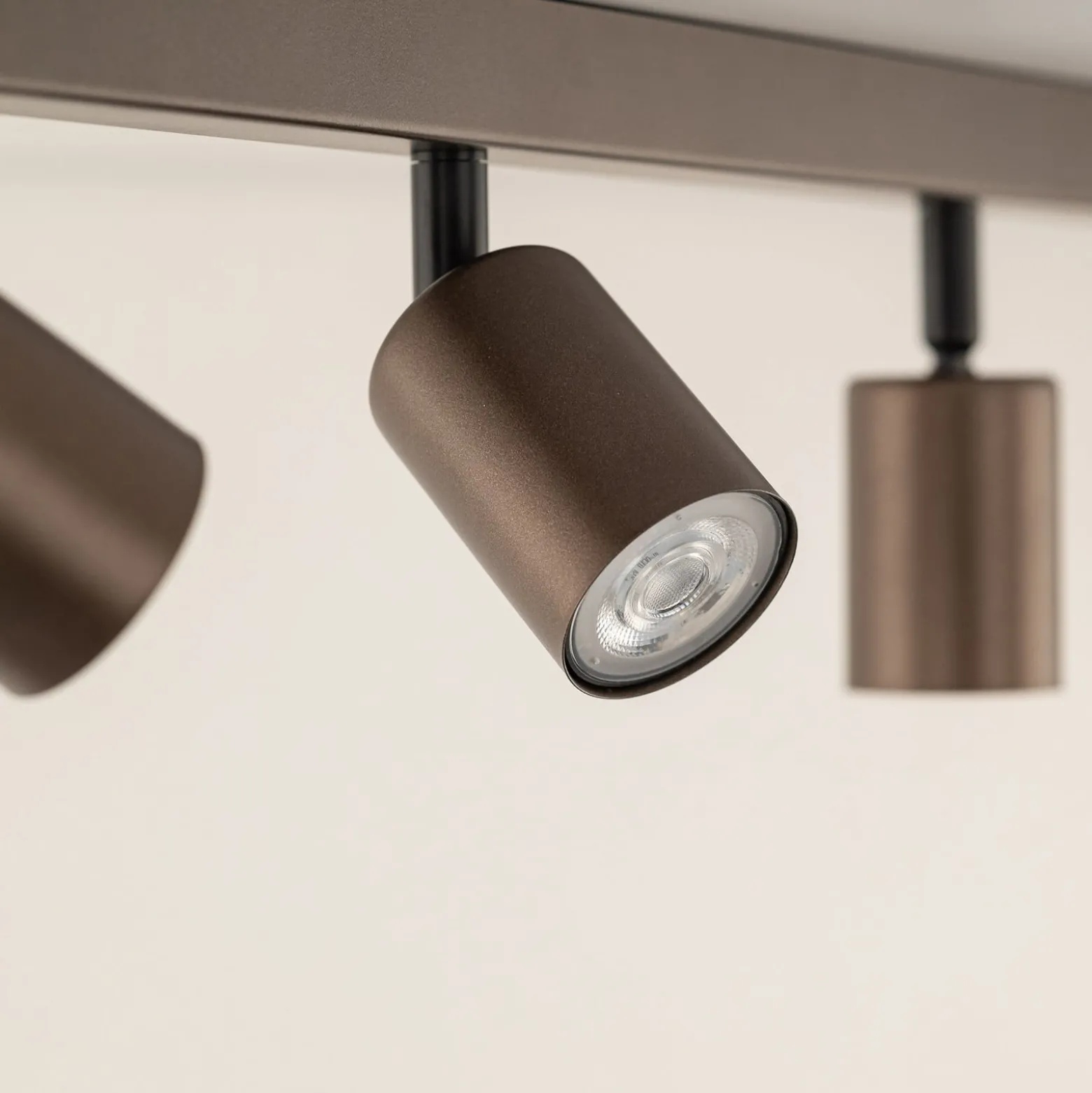 Deckenspot Top, justierbar, braun, sechsflammig linear
