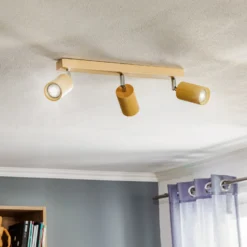 Deckenstrahler Cre aus Holz, dreiflammig
