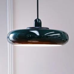 Dyberg Larsen Hängelampe Planet, dunkelgrün, Ø 40 cm, Metall