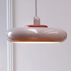 Dyberg Larsen Hängelampe Planet, milchweiß, Ø 40 cm, Metall