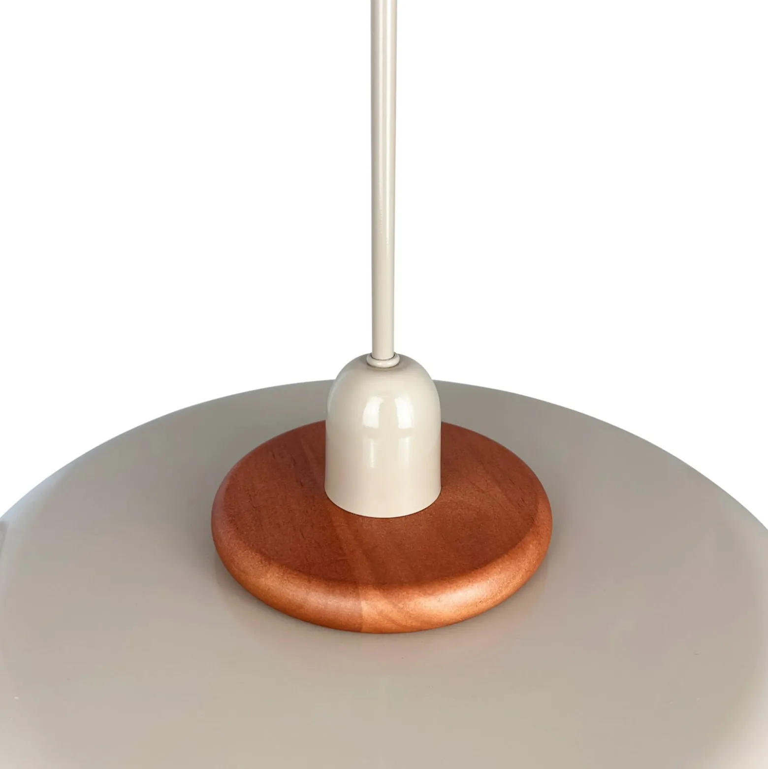 Dyberg Larsen Hängelampe Planet, milchweiß, Ø 40 cm, Metall