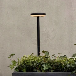 Dyberg Larsen LED-Solar-Wegelampe Otera 50cm, Erdspieß, IP44
