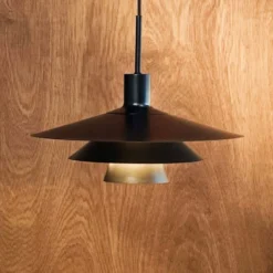 Dyberg Larsen Pendellampe Kay, Ø 40 cm, schwarz, Metall