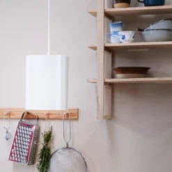 Dyberg Larsen Wum Hängelampe Ø 18,5 cm weiß
