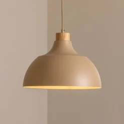 Envostar Hängeleuchte Kaitt, sandfarben, Ø 34 cm, Holzdetail