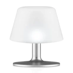 EVA Solo SunLight LED-Solar-Tischleuchte gefrostet