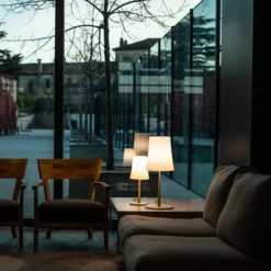 Foscarini Birdie Easy Grande Tischlampe sandgelb