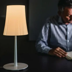 Foscarini Birdie Easy Tischleuchte weiß