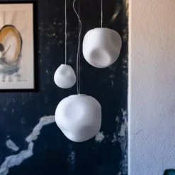 Foscarini Hängeleuchte Hoba Media, Ø 24 cm, Abhängung 350 cm
