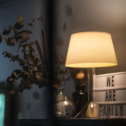 Foscarini LED-Tischleuchte Chapeaux V, weiß