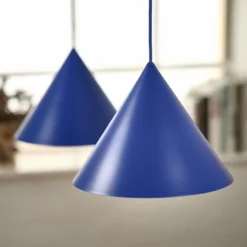 FRANDSEN Benjamin Pendelleuchte Ø 30 cm blau matt