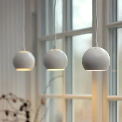 FRANDSEN Hängeleuchte Ball, weiß matt, Ø 12 cm