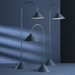FRANDSEN LED-Akku-Stehlampe Grasp, petrol, 72 cm, Metall