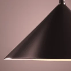 FRANDSEN LED-Akku-Stehlampe Grasp, rot, Höhe 72 cm, Metall