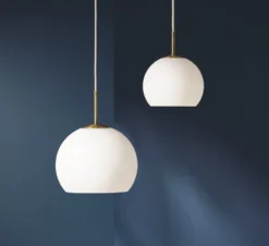 FRANDSEN Pendellampe Ball, opal weiß, Ø 25 cm, Glas
