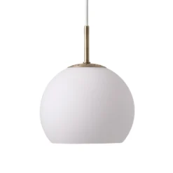 FRANDSEN Pendellampe Ball, opal weiß, Ø 18 cm, Glas