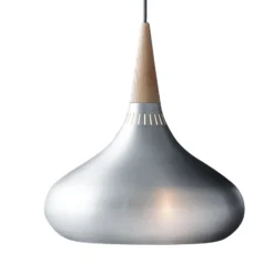FRITZ HANSEN Orient P2 Pendel alu/eiche Ø 34 cm