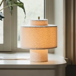 Globen Lighting Tischleuchte Noah, weiß, Höhe 31 cm, Textil