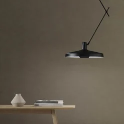 GRUPA Arigato Decke 1-flammig 140cm Ø45cm schwarz