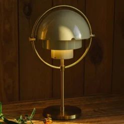 GUBI Akku-Tischleuchte Multi-Lite, messing/grau, 30 cm