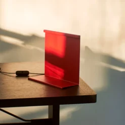 HAY LBM LED-Tischleuchte mit Dimmer, tomatenrot