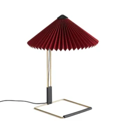 Hay LED-Tischlampe Matin, dunkelrot/messing, Höhe 38 cm